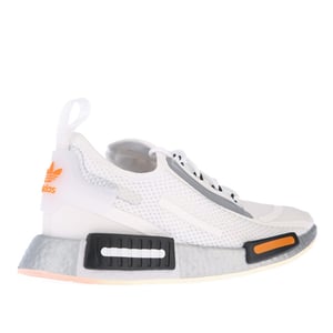 adidas Originals NMD_R1 Spectoo Träningsskor för herrar i Vit Svart