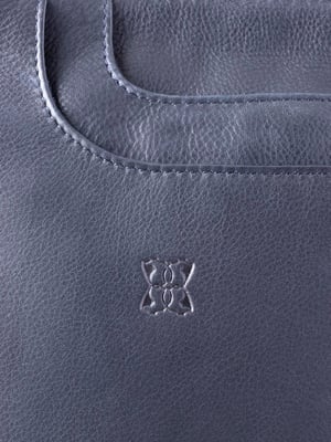 Allerdale Leather Cross Body Bag in Navy
