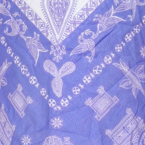 Bandana med tryckt design tillverkad av lätt och mjukt tyg 59200 unisex