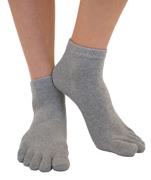 TOETOE - Mens & Ladies Essential Moisture Wicking Cotton Ankle Toe Socks - Grey