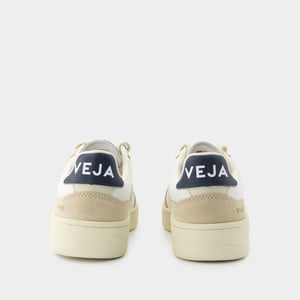V-90 Sneakers - Veja - Läder - Vit Pierre
