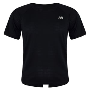 New Balance Kortärmad T-shirt med svart rund hals Total Performance WT03154 BK