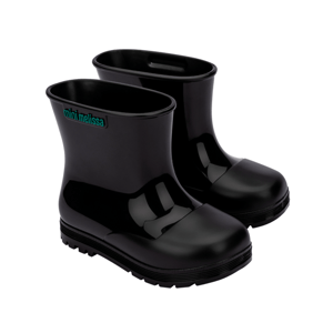 Welly Black