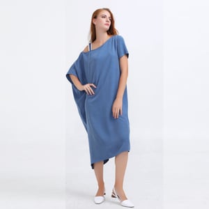 Minimalist Asymmetric Off-the-Shoulder Loose Dress