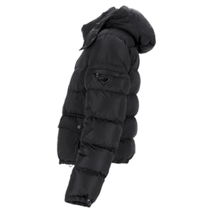 Prada Sport Gevoerde Donsjack met Kap in Zwarte Nylon
