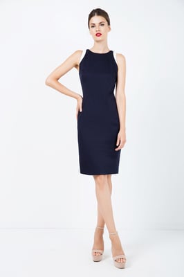 Marineblauwe mouwloze jurk met contrastdetail