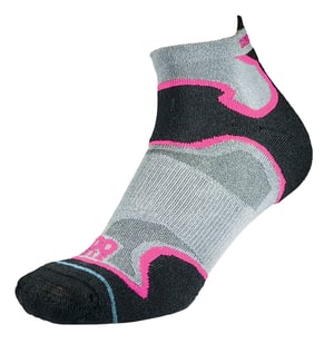 1000 Mile - Ladies Fusion Ankle Repreve Anti Blister Padded Socks - Silver / Pink