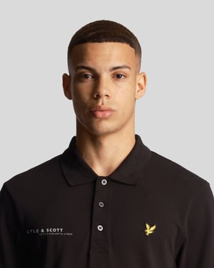 Lyle & Scott zwart gecoordineerd logo-poloshirt met korte mouwen