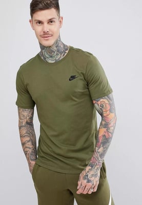 Nike Sportswear Club T-shirt voor heren in olijfgroen