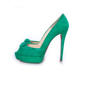 Mint suede Greissimo pumps.