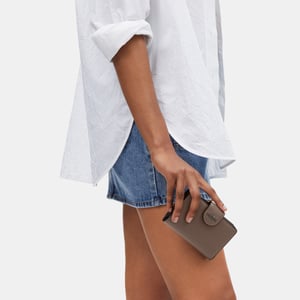 Smooth Leather Medium Corner Zip Wallet