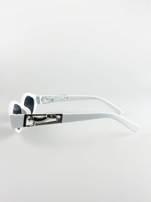 Cateye Sunglasses In White With Panther Badge