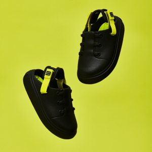 Charlie Black/Green Sandal