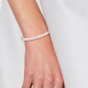 Kralen armband Zoetwater Rijstkorrels 4-5mm Wit Geel Goud 18 Karaat