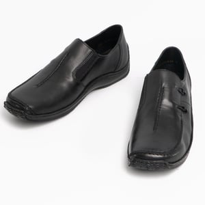 L1751-00 Ladies Slip-On Shoes Black