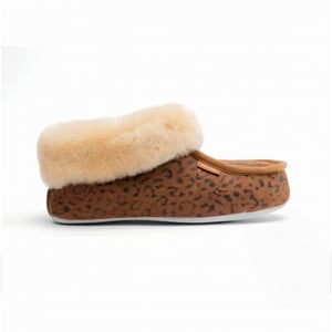 Shepherd MOA Womens Sheepskin Slipper Boots Chestnut/Leopard