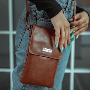 'MARIA' Full Grain Real Leather Crossbody Phone Bag