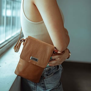 'MARIA' Full Grain Real Leather Crossbody Phone Bag
