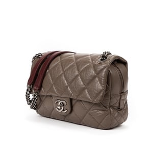 Medium Timeless Medium Shoulder Bag