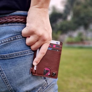 LYNN' Real Leather Slim Credit Cardholder Case