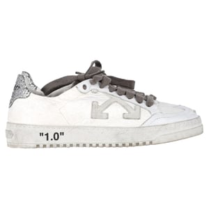 Off-White 2.0 Glitter Detail Lace Low Top Sneakers in White Leather