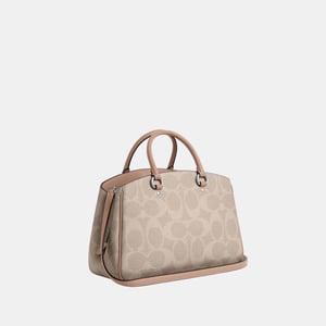 Savannah Carryall in Maxi Signature Canvas