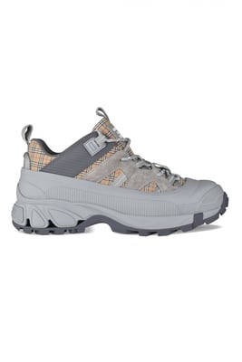 Burberry Sneakers Arthur Grijs