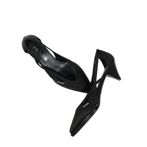 Prada 55mm Cut-Out Satijnen Pumps