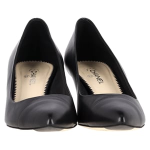 Chanel Cap Toe Pearl Detail CC Logo Pumps in Black Leather