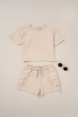 T-Shirt, Shorts and Sunglasses Outfit Set