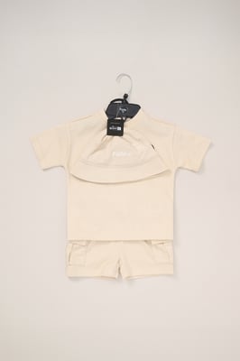 T-Shirt, Shorts and Bucket Hat