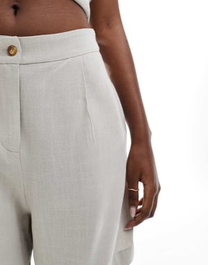 In The Style linen tailored short co-ord in light grey-Neutral