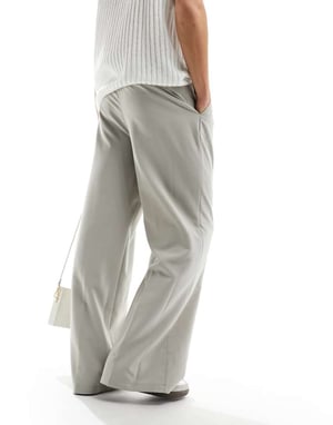 COLLUSION relaxed tailored trouser in stone-Neutral