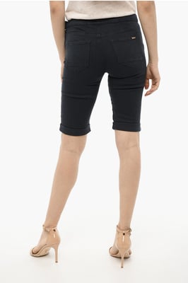 Shorts med mudd och gyllene knäppning i blått