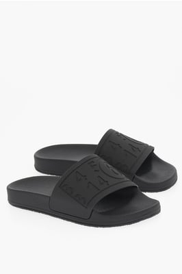 MM6 enfärgade sandaler med präglad logotyp i svart
