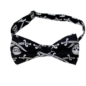 Black White Skull Print Bow Tie