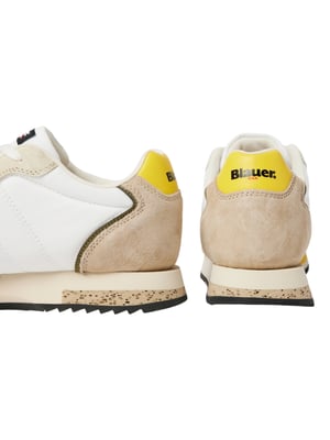 Blauer Sportschoenen