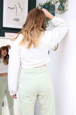 Volume Sleeve Crop Sweater