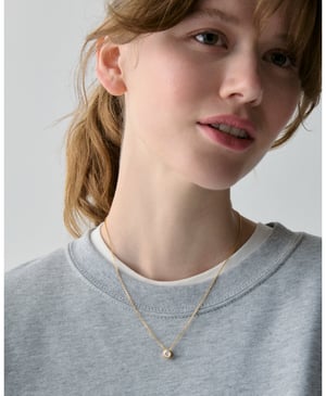 Sparkling Stone Pendant