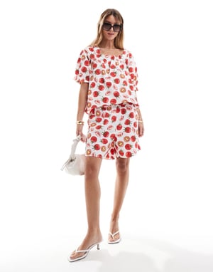 Pieces tie waist short co-ord in tomato girl print