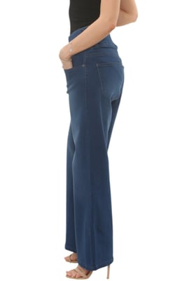 MYT Womens Tummy Control Wide Leg Jeans in Mid Blue