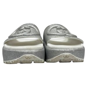 Gucci GG Logo Glittered Slide Sandals in Silver Rubber