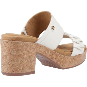 Hush Puppies Poppy Leren Dames Crème Sandalen