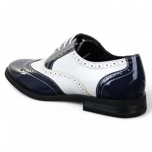 Herrskor med snörning i marinblått och vitt, eleganta brogues