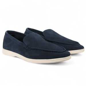 Slitstarka marinblå slip-on loafers med vadderad innersula för män