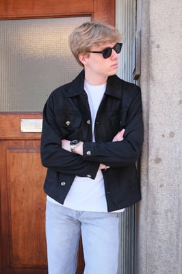 Callum Jacka - Svart