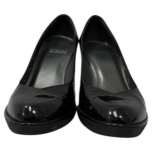 Stuart Weitzman Pumps in Black Patent Leather