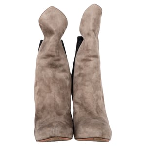 Alaïa Ankle Boots in Grey Suede