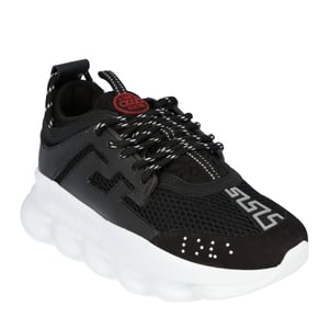 Sneaker chain reaction black