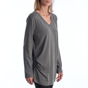 Modern positie T-shirt met V-hals en lange mouwen 719653 Dames